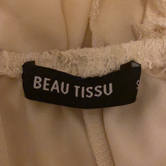 Beau Tissu Cream Crochet Lace Open Back Sleeveless Halter Romper - Picture 7 of 9